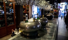 un primer plano de un restaurante